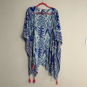 Lilly Pulitzer tassel wrap. One size